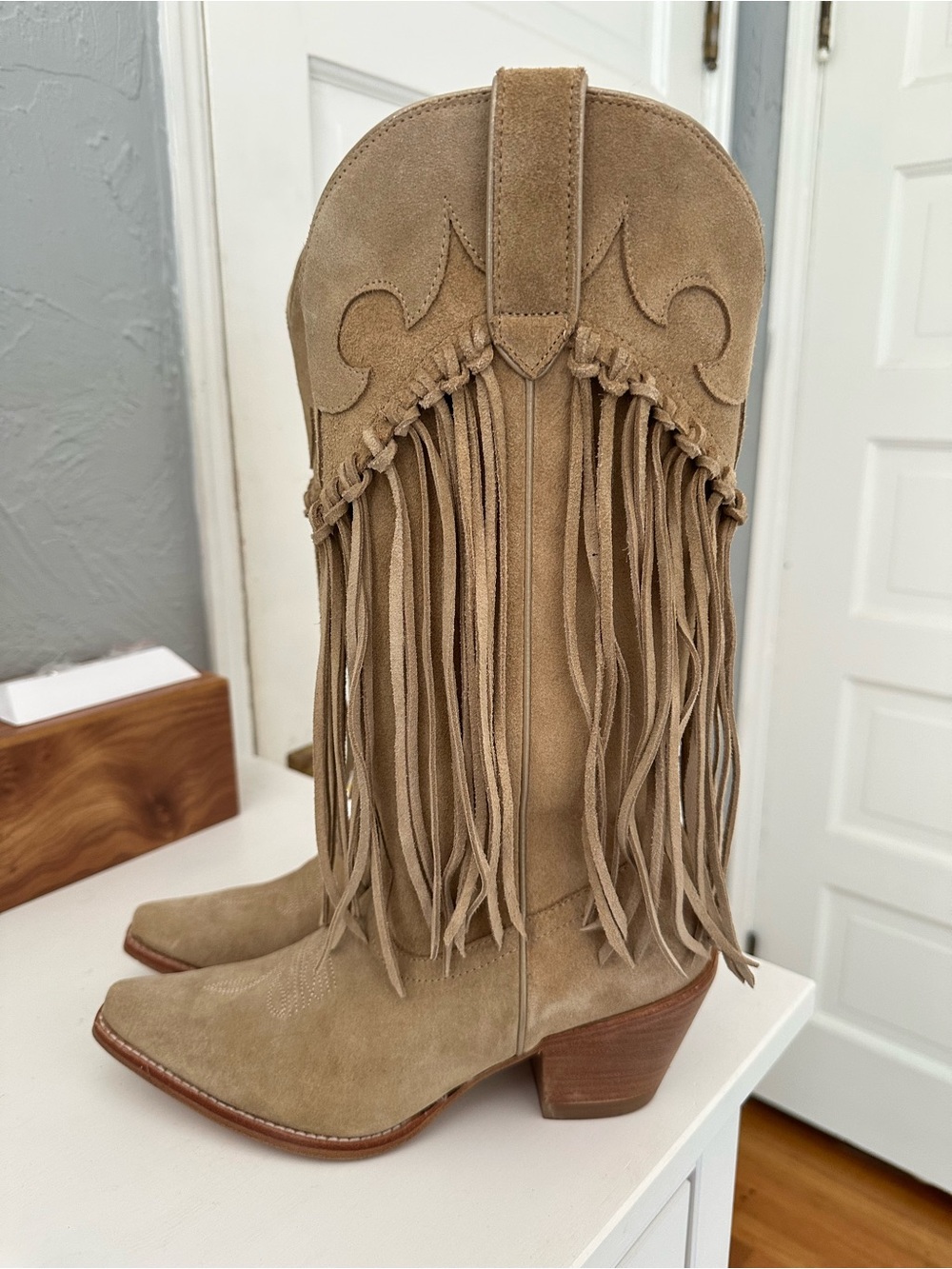 Idyllwind Tan Suede Fringe Western Boots - Picture 2 of 4